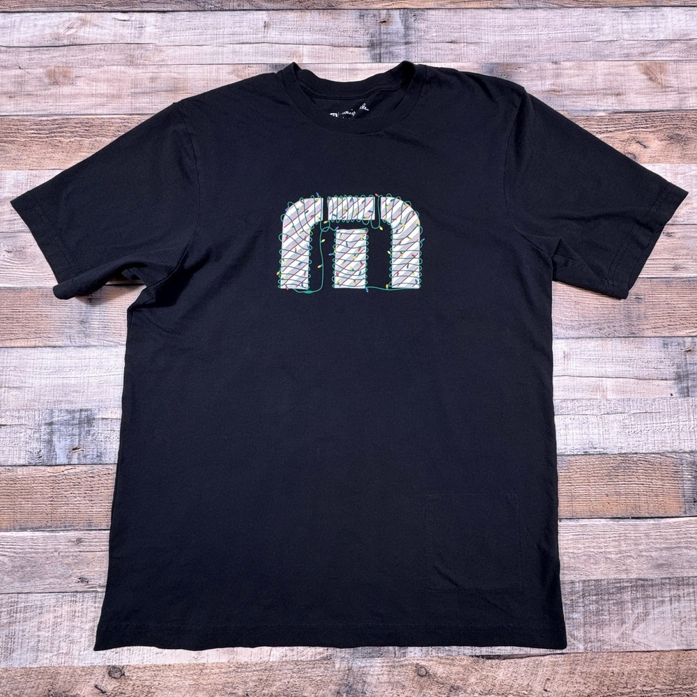 Travis Mathew Mens T-Shirt Christmas Holiday Lights Black Large Short Sleeve
